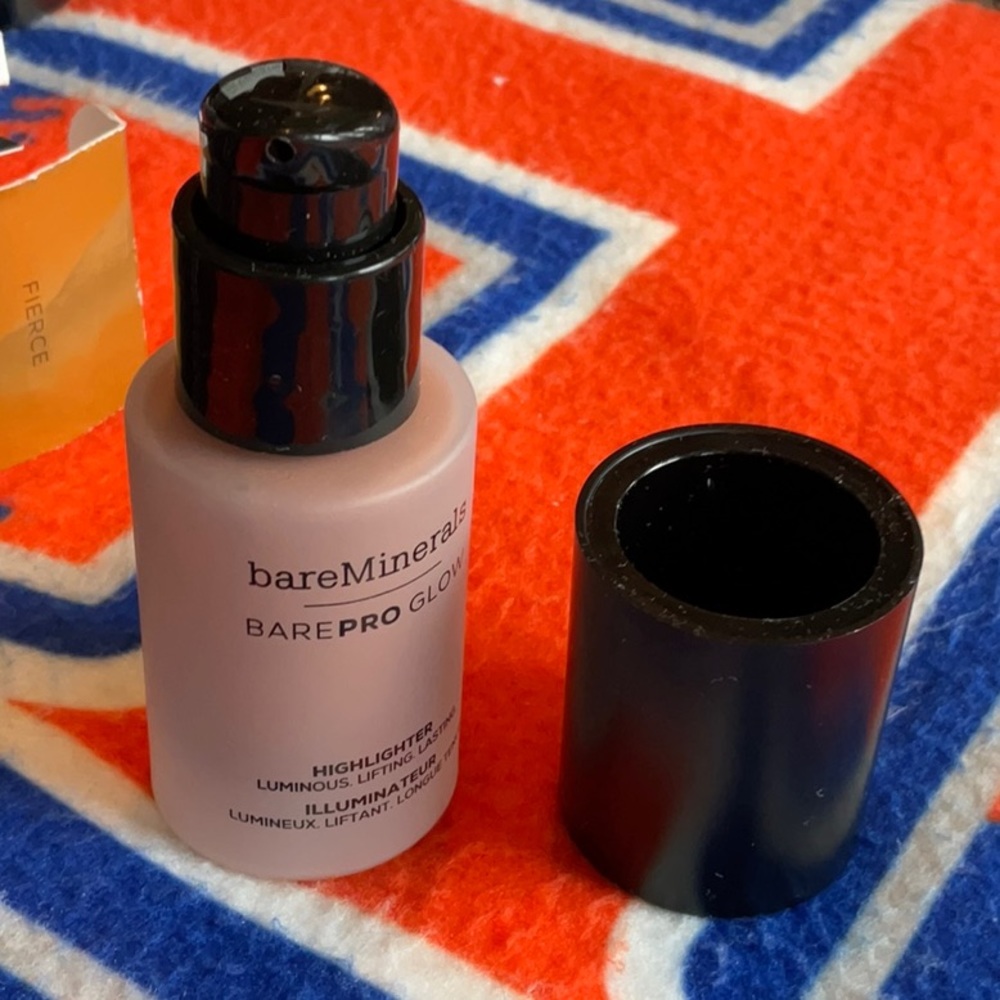 Bare Minerals BarePro Glow Highlighter in Fierce and Free, NIB - Picture 15 of 15